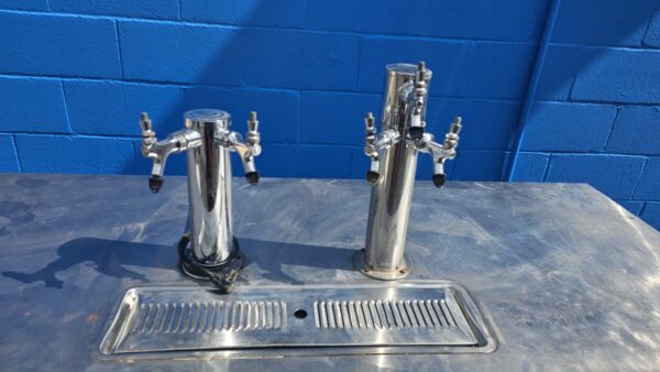 True Kegerator 5 tops - Image 3