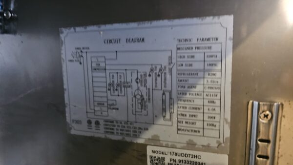 Avantco 4 top kegerator Refrigerator - Image 2