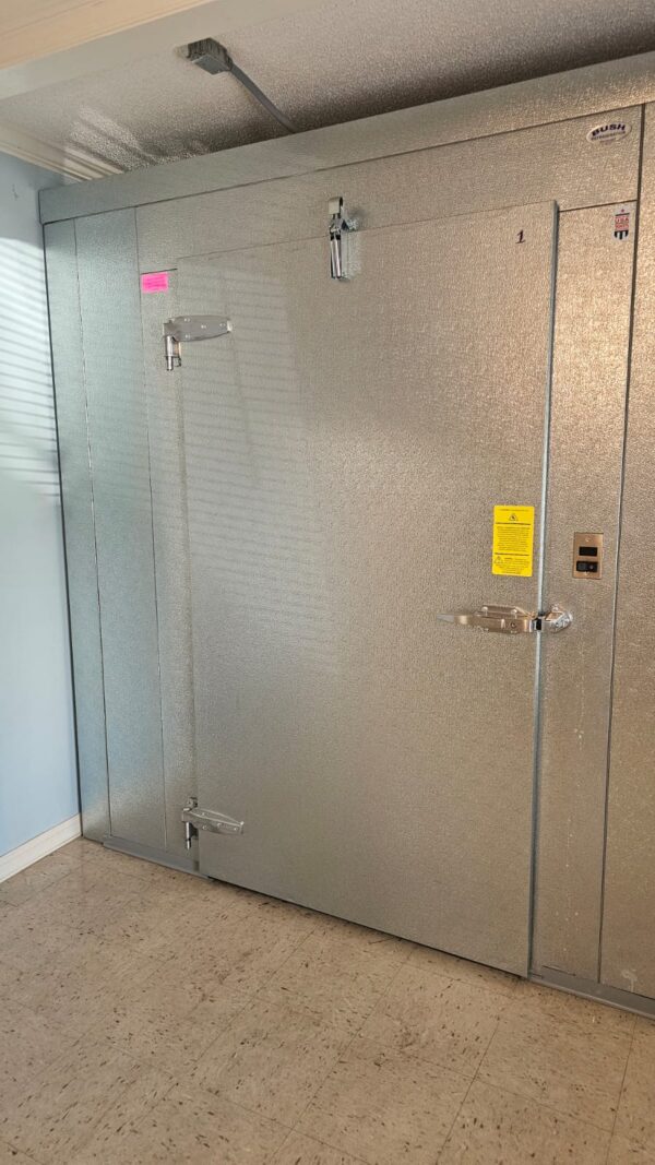 10x10 Modular Walk-In Cooler – Commercial Grade - Image 2